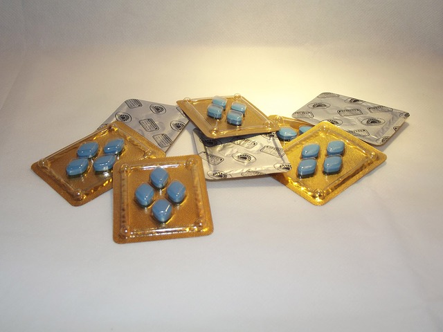 Foto dei blister originali di Viagra